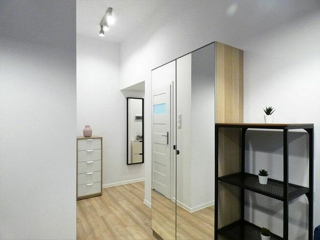 Piękna kamienica | Kawalerka 20 m² – Piotrkowska | 1590 zł c