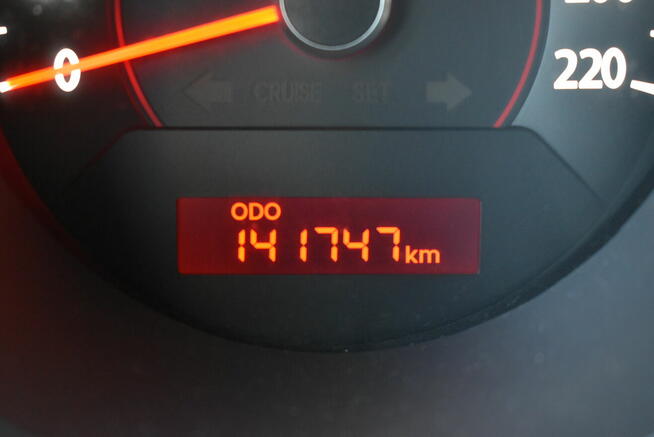 1,6 benz.126KM BEZWYPADKOWY KLIMATYZACJA CZUJNIKI PARKOWANIA