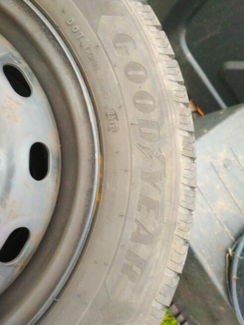 opony goodyear 205/65/16c felgi stal do Bus vivaro trafic