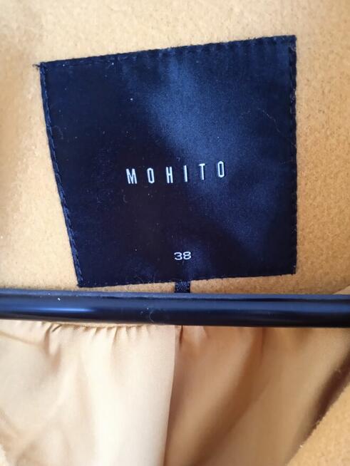 Witam sprzedam płaszcze damskie