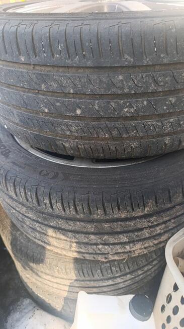 Sprzedam felgi aluminiowe z oponami