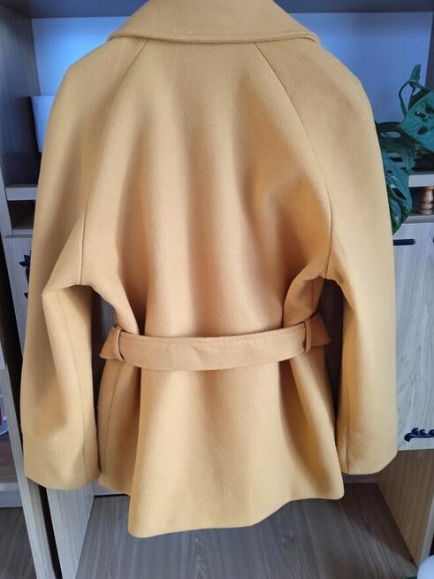 Witam sprzedam płaszcze damskie