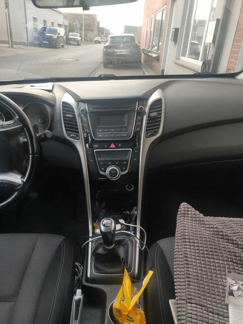 Hyundai i30 2014, 147 km,wersji MOVE