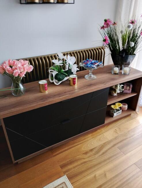 Sprzedam szafkę rtv