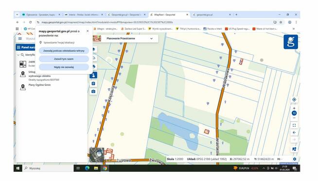 Działka na sprzedaż