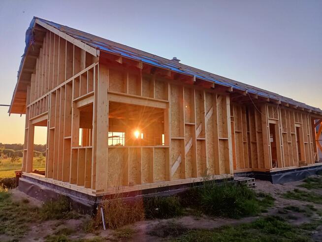 BUDOWA DOMÓW SZKIELETOWYCH ENERGOOSZCZĘDNYCH