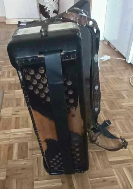 Akordeon Hohner 120 basowy