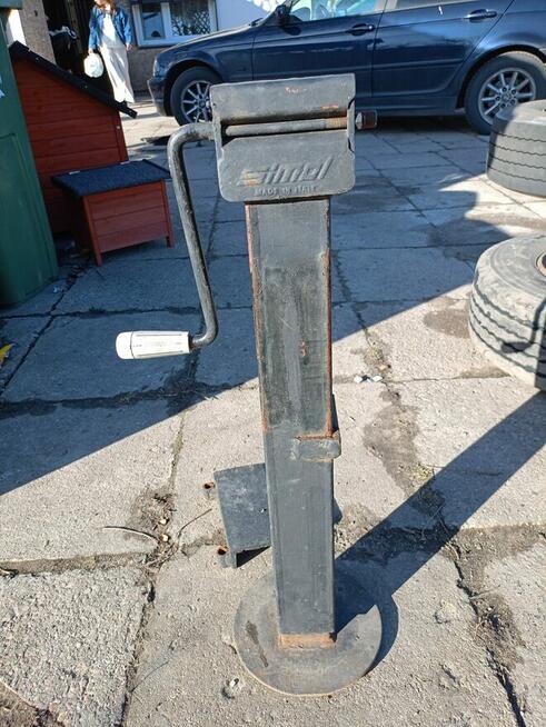 Podpora stopa przyczepy