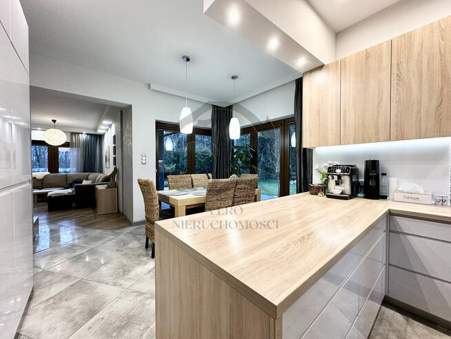 Możesz być jej bohaterem. Odkryj azyl w Justynowie