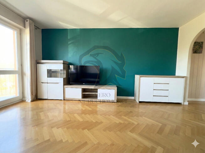 Zamknięte osiedle centralnie na przeciwko Lasku