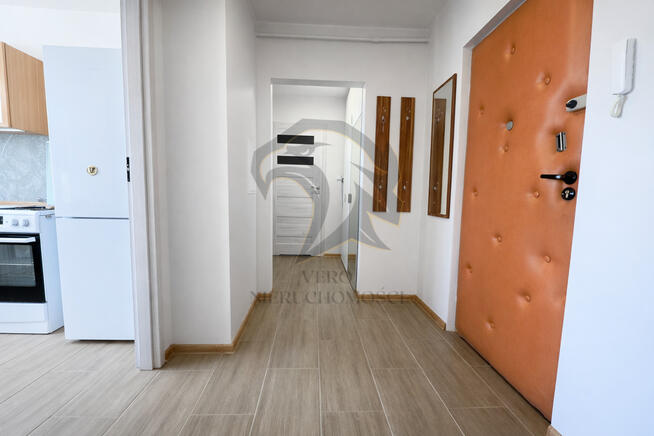 Nowe 2 pokoje świeżo po remoncie czerwony rynek