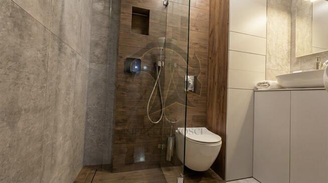 TWÓJ BASTION W SERCU GRIDU