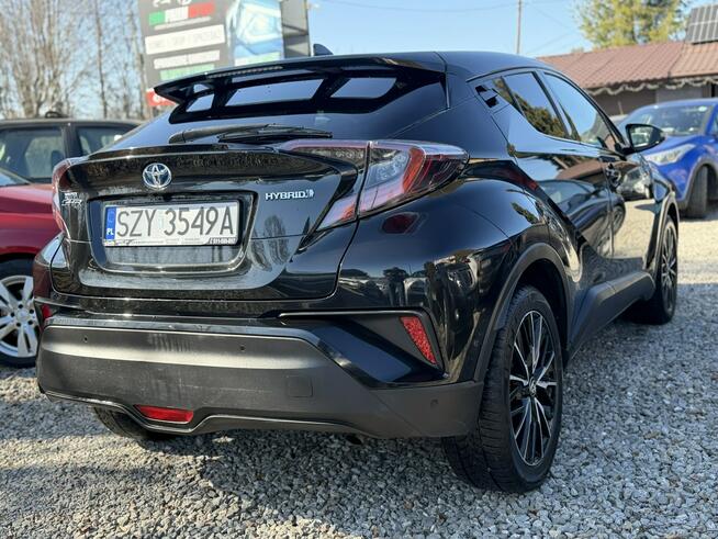 Toyota C-HR 1,8 selection skóra full LED hybryda m