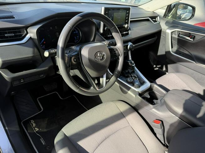 Toyota RAV-4 2,5 AWD selection full LED hybryda