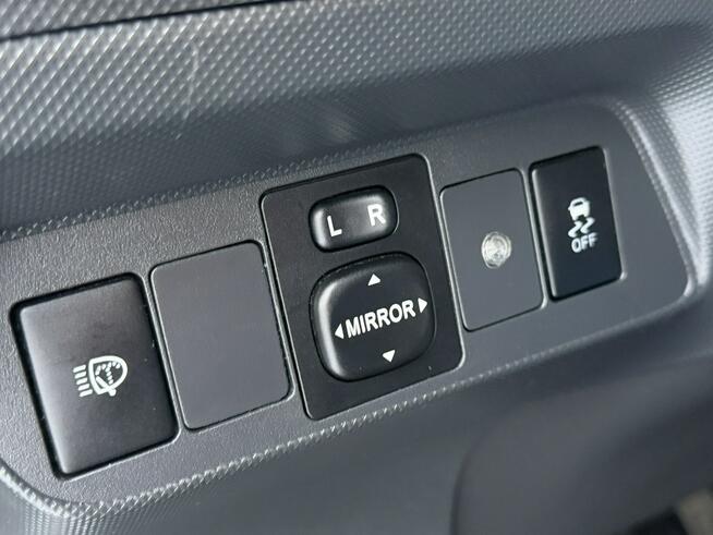 Toyota Auris 1,6 benzyna 90KM klimatronic