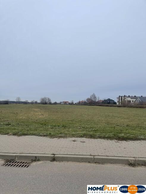 Działka 938 m² w Radzyminie, MPZP, media