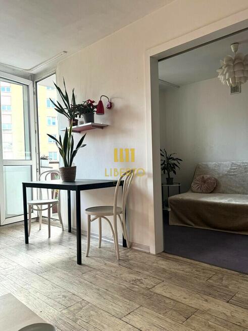 Ciche i jasne 2 pokoje z loggią na Muranowie