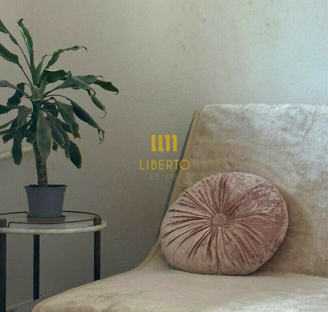 Ciche i jasne 2 pokoje z loggią na Muranowie