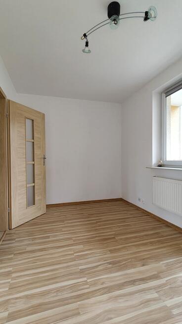 Mieszkanie 2 pokojowe, dwa balkony, osobna kuchnia