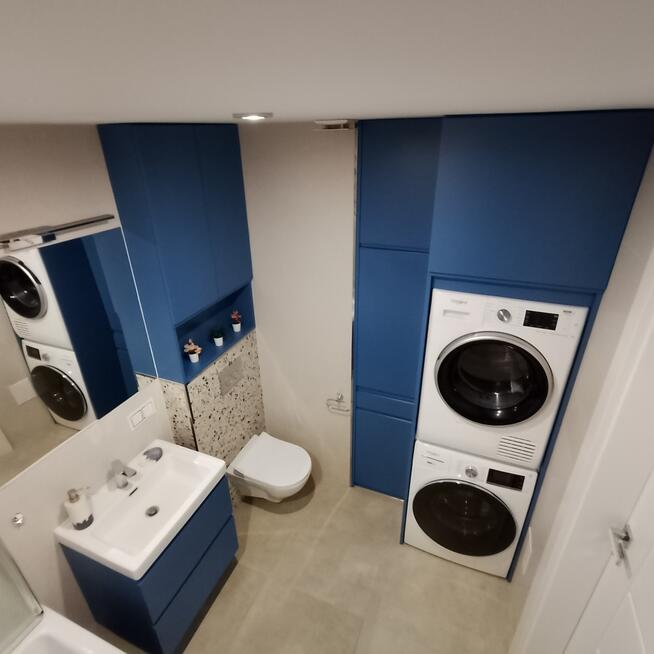 3 pok. mieszkanie nad jeziorem Garderoba + Widok