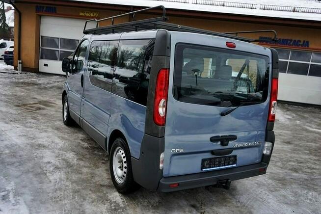 Opel Vivaro 2,5CDTI Klima, 9 osób, NAVI, 145KM, XII.2008r.
