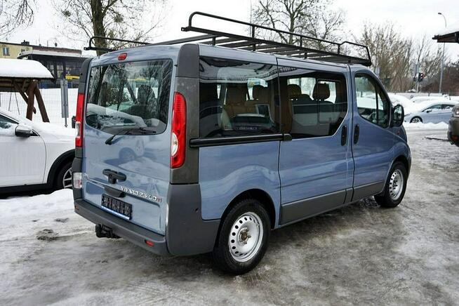 Opel Vivaro 2,5CDTI Klima, 9 osób, NAVI, 145KM, XII.2008r.