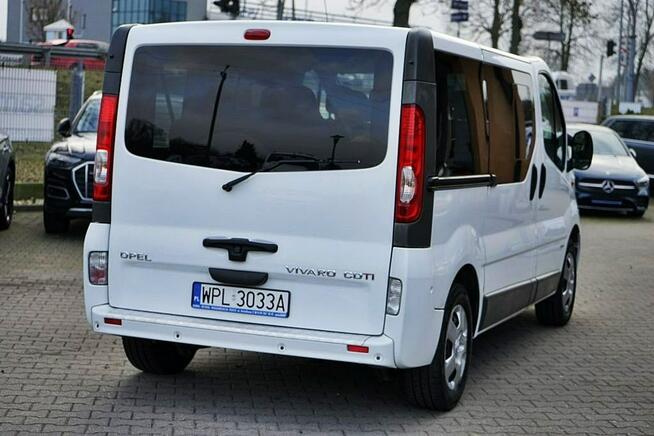 Opel Vivaro 2,0CDTI Klima, automat, 8 osób, 2012r.