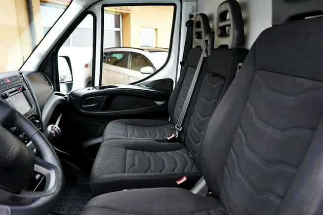 Iveco Daily 2,3HPI Klima, NAVI, kamera, 145KM, 2015r.
