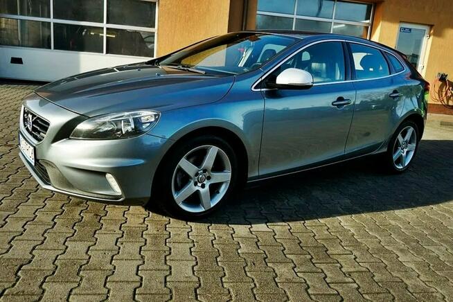 Volvo V40 1,6D2 NAVI, alu R18, automat, 2014r.