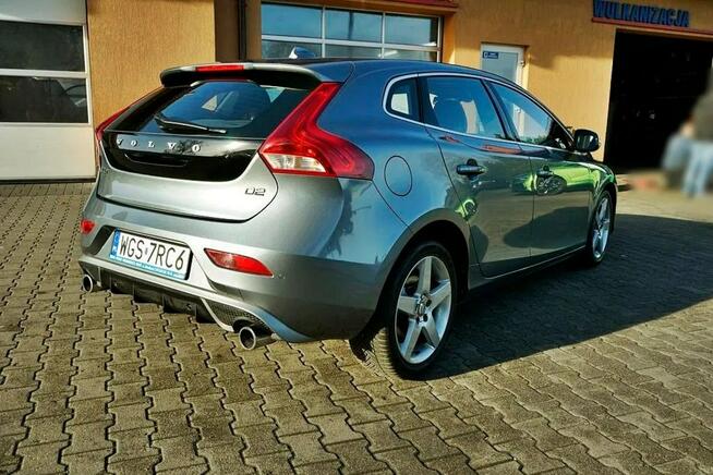 Volvo V40 1,6D2 NAVI, alu R18, automat, 2014r.