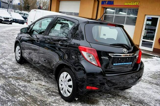 Toyota Yaris 1,3VVTi Klima, NAVI, kamera, 2012r.