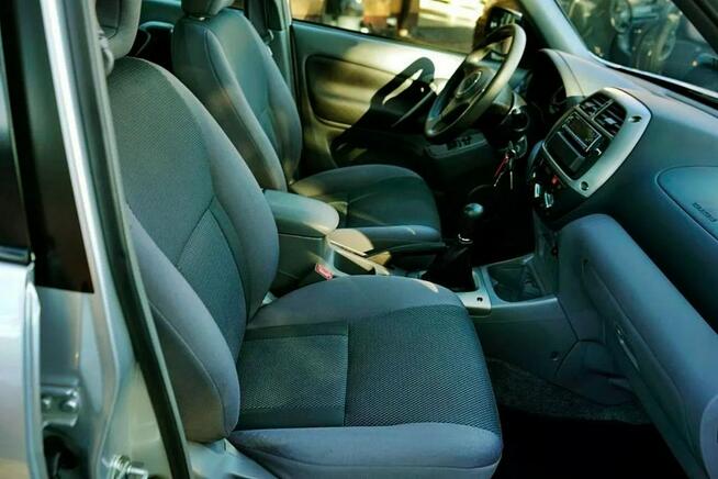 Toyota RAV-4 2,0D4D Klima, alu, 4x4, serwis, 100%, 2002r.