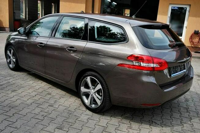 Peugeot 308 1,2i Klima, alu R17, NAVI, 130KM, 2014r.