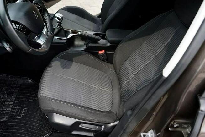 Peugeot 308 1,2i Klima, alu R17, NAVI, 130KM, 2014r.