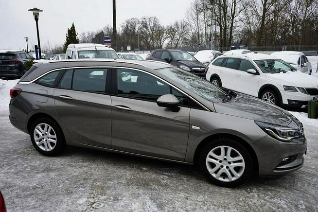 Opel Astra 1,6CDTI NAVI, 134tys.km, KAMERA, 110KM, 2016r.