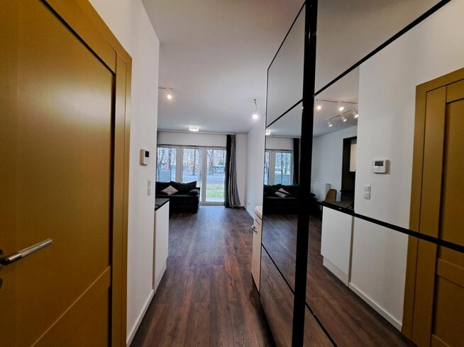 Klimatyczna kawalerka z ogródkiem – PIERWSZY NAJEM