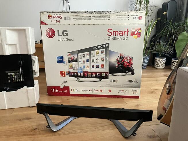 TV LG 42LA690S-ZB do filmów 3D i gierek 3D. Stan idealny.