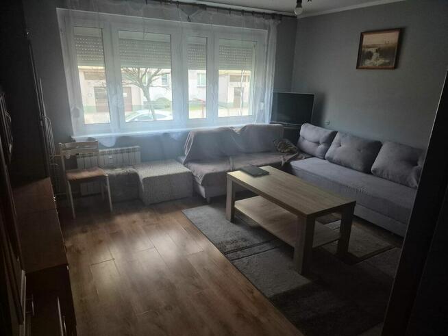 Wynjmę mieszkanie 3 pokojowe