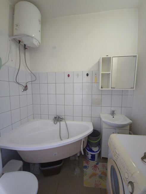 Kawalerka za odstępne prywatna kamienica po remoncie umeblo