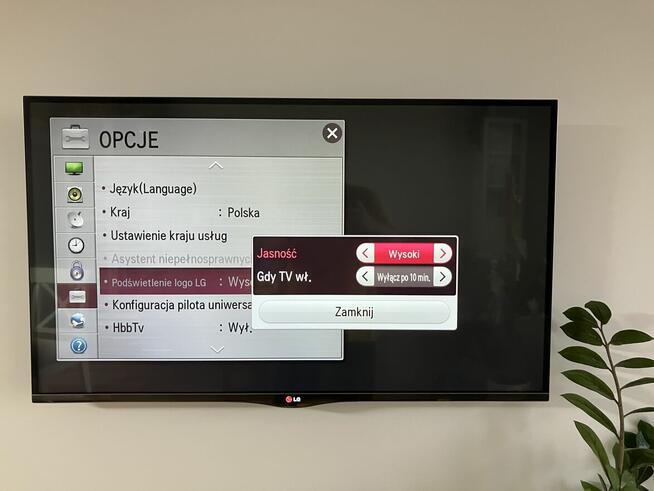 TV LG 42LA690S-ZB do filmów 3D i gierek 3D. Stan idealny.