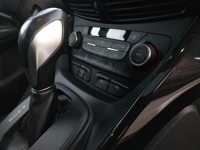 FORD KUGA ST-Line 4x4 * Benzyna 182KM * Automat * Zadbana