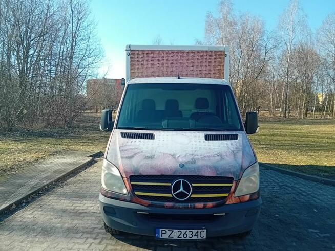 Sprinter kontener z windą i klimatyzacją