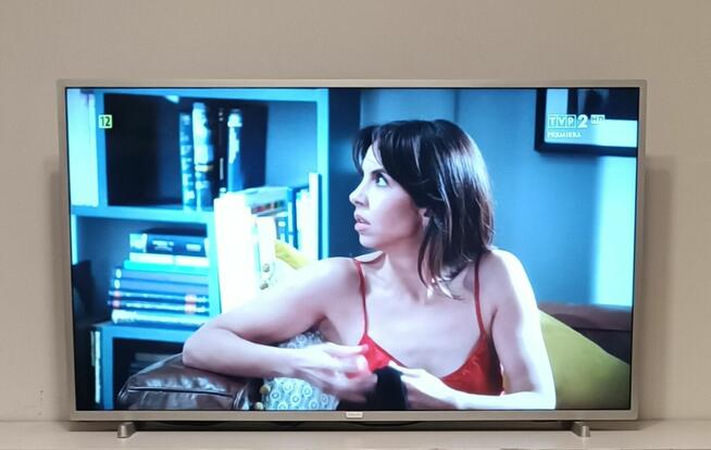 43 Cali TV PHILIPS LED 4K SMART TV DVB-T2 HEVC + Hdmi+Upomin