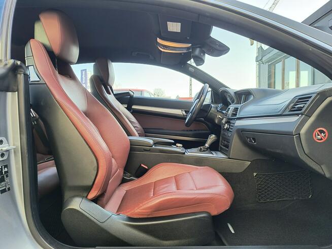 Mercedes E 250 RADAR| Skóry| Nawigacja| Wentylowane Fotele| 2x ALU| Nowy Rozrząd |