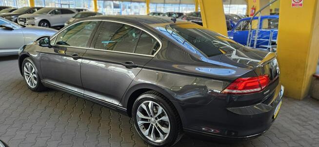 Volkswagen Passat 1 REJ 2019 ZOBACZ OPIS !! W podanej cenie roczna gwarancja