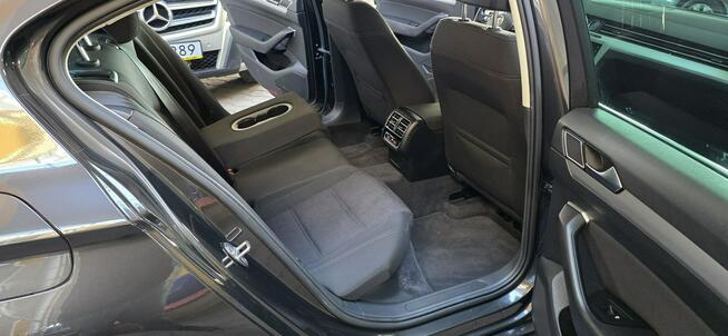 Volkswagen Passat 1 REJ 2019 ZOBACZ OPIS !! W podanej cenie roczna gwarancja