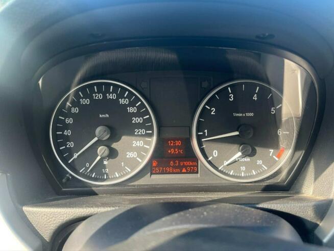 BMW 318 Bezwypadkowy Xenon klimatronik !