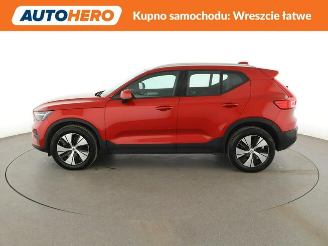 Volvo XC 40 FV23% automat B3 mHEV kamera navi LED tempomat el.klapa