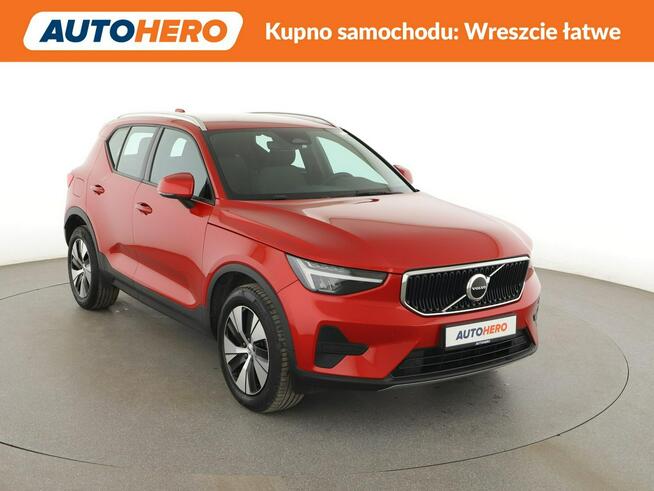 Volvo XC 40 FV23% automat B3 mHEV kamera navi LED tempomat el.klapa