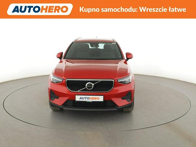 Volvo XC 40 FV23% automat B3 mHEV kamera navi LED tempomat el.klapa